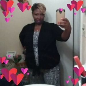 Meet your Posher, Phyllis